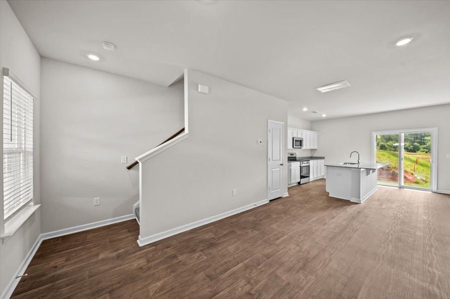 Representative unfurnished interior of a home built from the Palmetto II by McGuinn Homes in Clarke Townes, Anderson (Image 69).