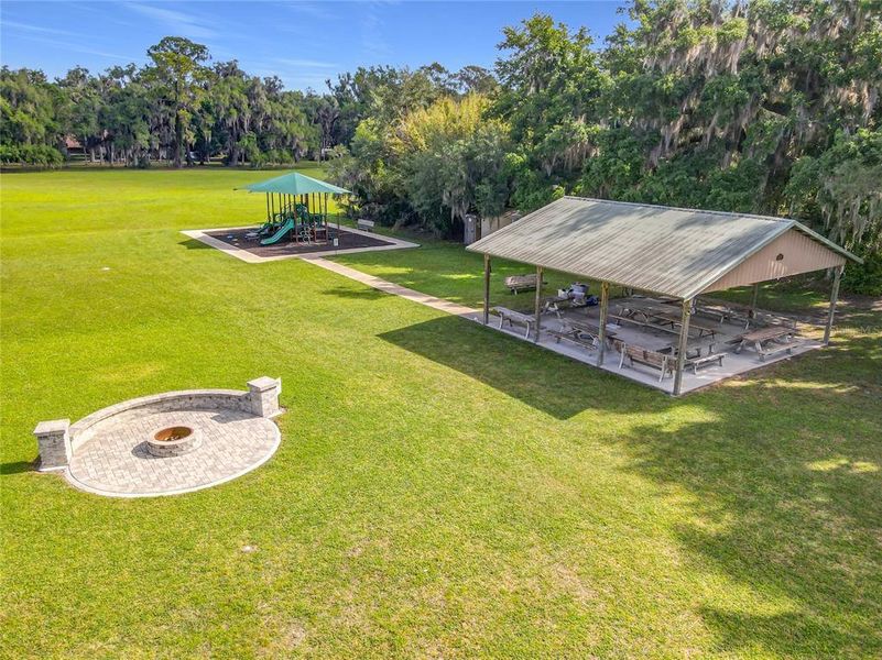 Community amenities in , Enterprise (Image 48).