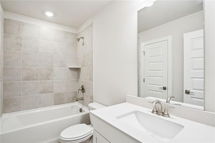 Furnished interior view inside a new home in Hemingway - Reserve Series, Cumming (Image 36). Furnished interior view inside a new home in Hemingway - Reserve Series, Cumming (Image 36).