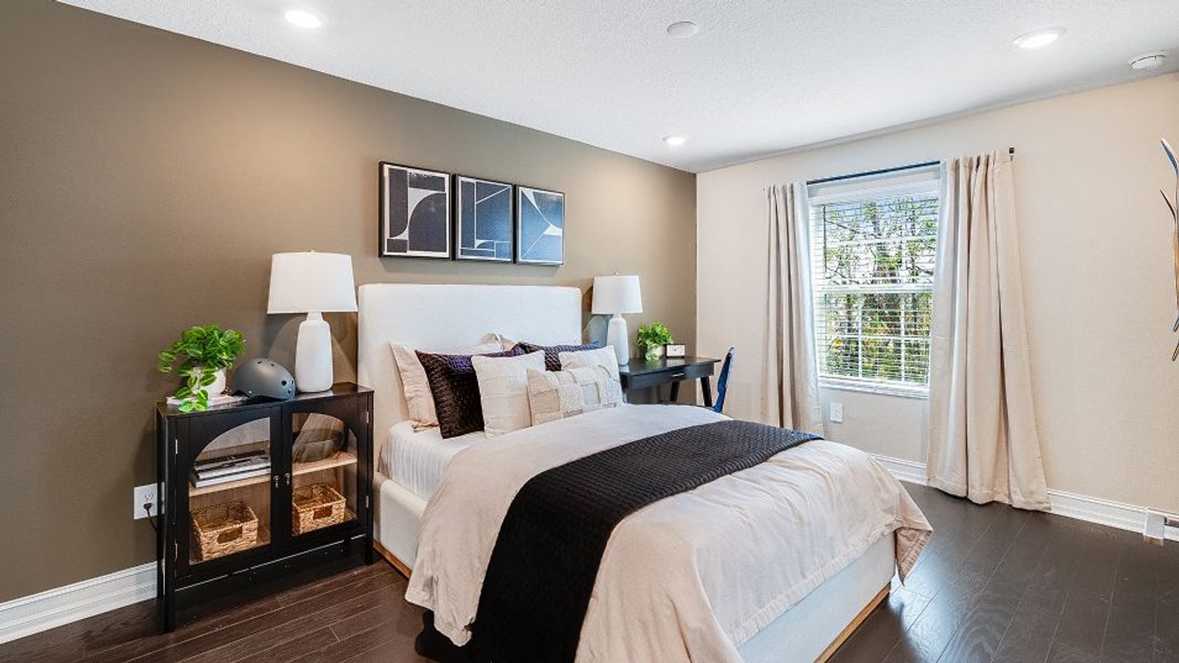 2411 Flagler Bed3 1of2 F3 Base2 2411 Flagler Bed3 1of2 F3 Base2