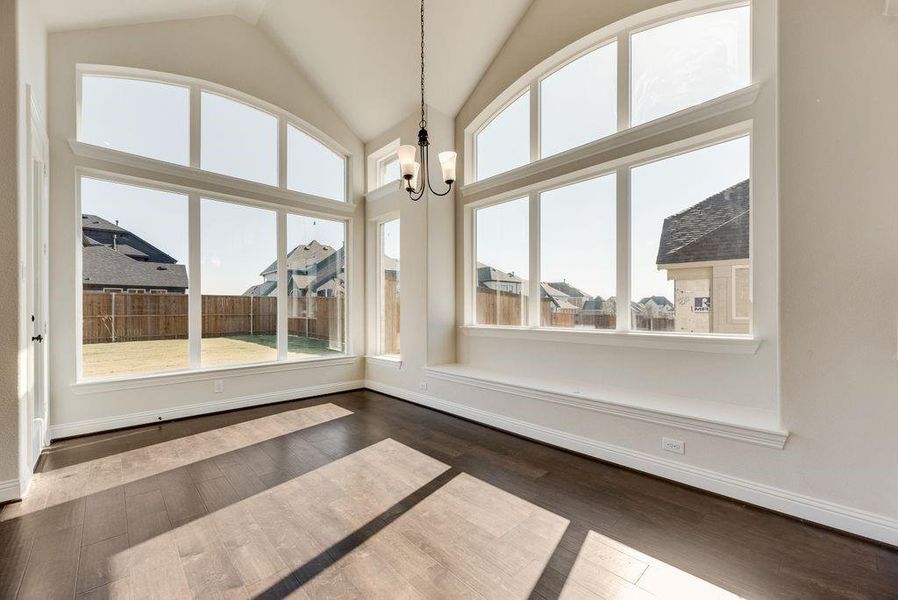 Spacious, unfurnished interior of a new home in Dominion of Pleasant Valley, Wylie (Image 29).