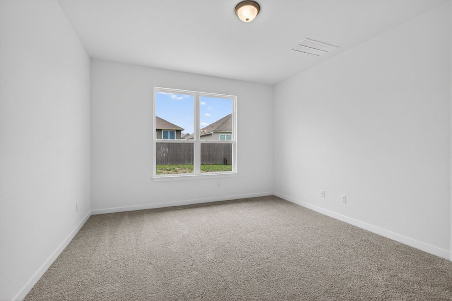 Spacious, unfurnished interior of a new home in South Pointe, Temple (Image 15). Spacious, unfurnished interior of a new home in South Pointe, Temple (Image 15).