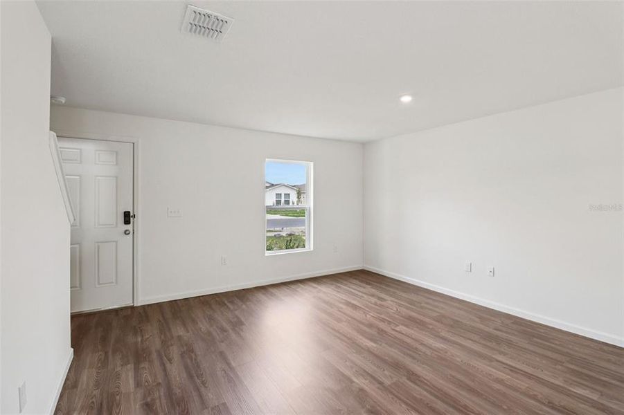 Spacious, unfurnished interior of a new home in Sumter Villas, Sumterville (Image 14).