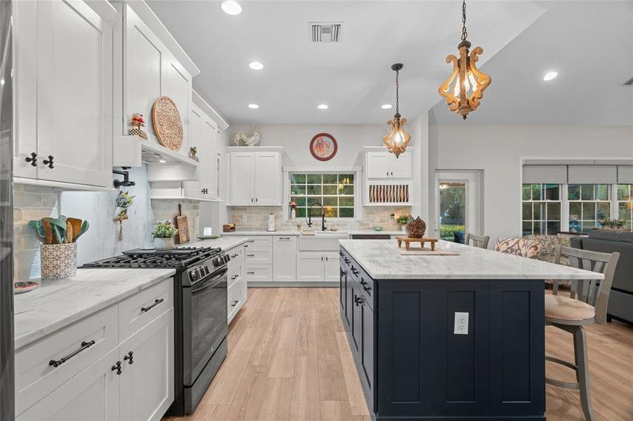 Furnished interior view inside a new home in , Dunnellon (Image 4).