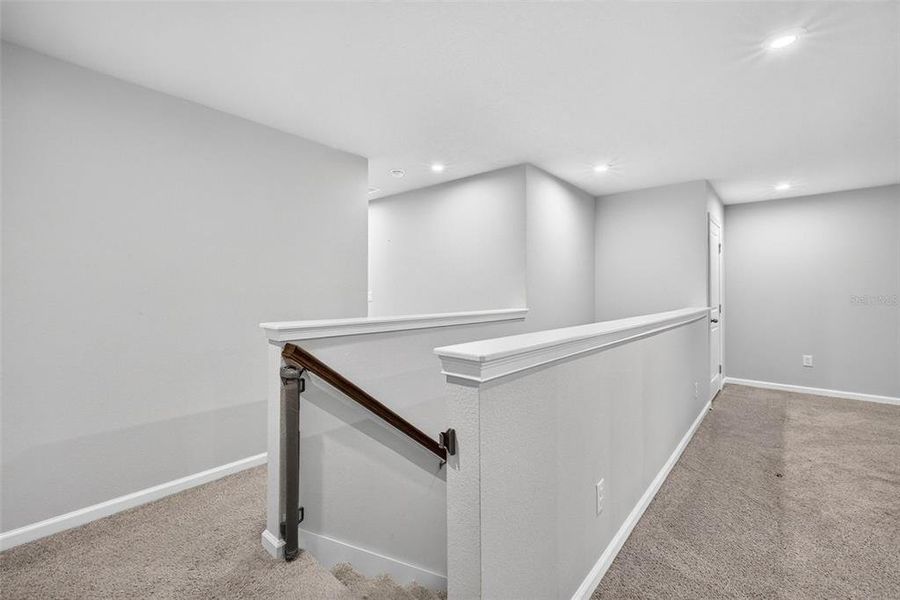 Spacious, unfurnished interior of a new home in , Lutz (Image 25).