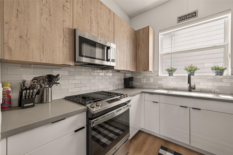 Furnished interior view inside a new home in , Houston (Image 16). Furnished interior view inside a new home in , Houston (Image 16).