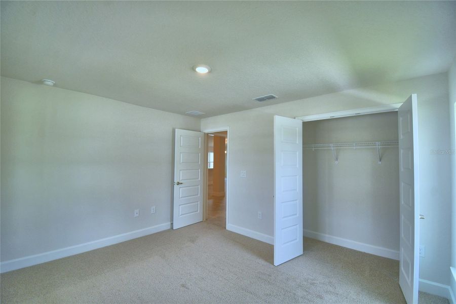 Spacious, unfurnished interior of a new home in Cadence Crossing, Auburndale (Image 20).