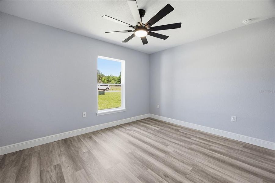 Spacious, unfurnished interior of a new home in , Ocala (Image 28).