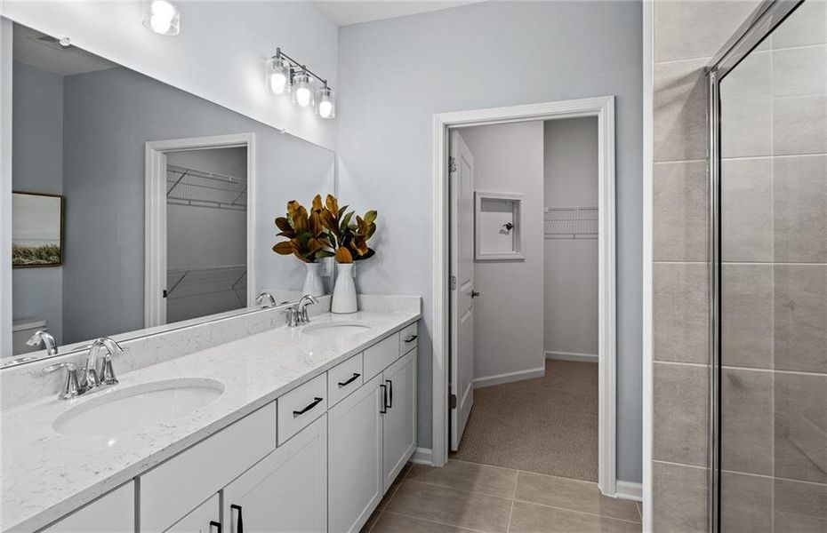 Furnished interior view inside a new home in Sun City Peachtree, Griffin (Image 8).