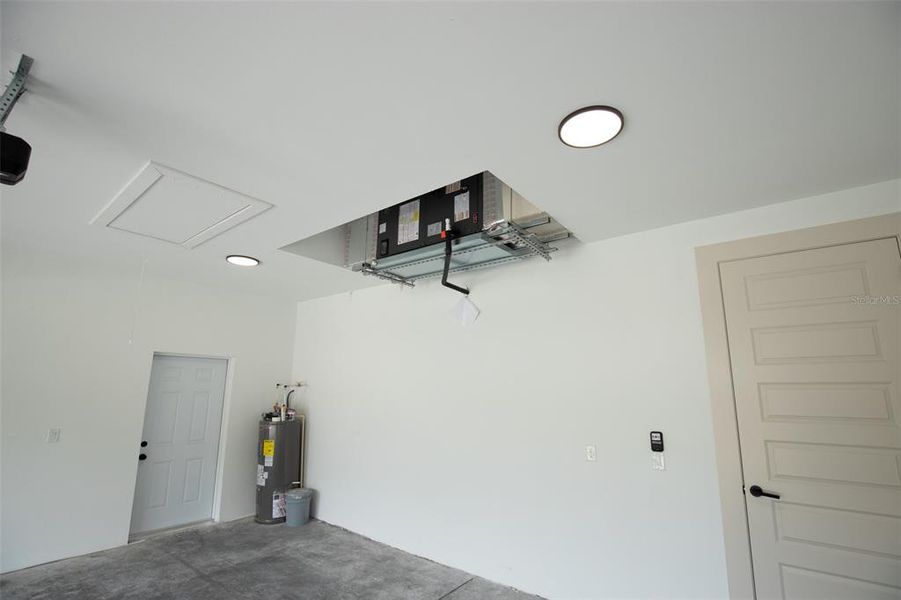 Spacious, unfurnished interior of a new home in , North Port (Image 48). Spacious, unfurnished interior of a new home in , North Port (Image 48).