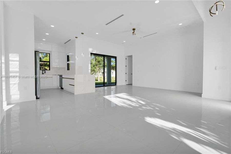 Spacious, unfurnished interior of a new home in , Lehigh Acres (Image 33). Spacious, unfurnished interior of a new home in , Lehigh Acres (Image 33).