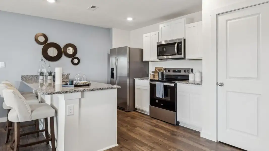 Furnished interior view inside a new home in Creekside Ridge, Dandridge (Image 3).