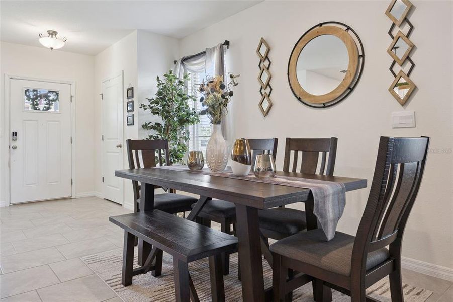 Furnished interior view inside a new home in Waterleigh, Winter Garden (Image 25). Furnished interior view inside a new home in Waterleigh, Winter Garden (Image 25).