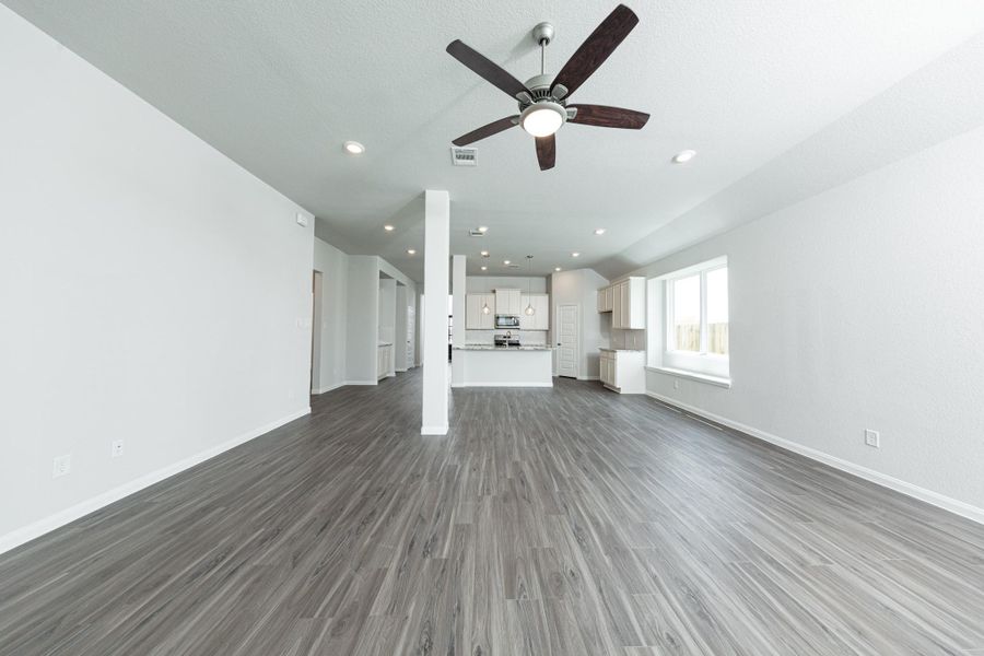 Spacious, unfurnished interior of a new home in Bluestem, Brookshire (Image 10). Spacious, unfurnished interior of a new home in Bluestem, Brookshire (Image 10).