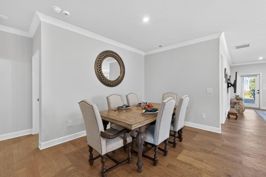 Furnished interior view inside a new home in Del Webb Chateau Elan, Hoschton (Image 34). Furnished interior view inside a new home in Del Webb Chateau Elan, Hoschton (Image 34).