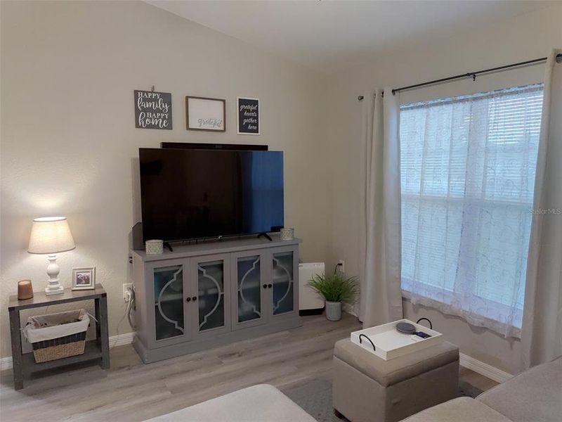 Furnished interior view inside a new home in , Dunnellon (Image 6).