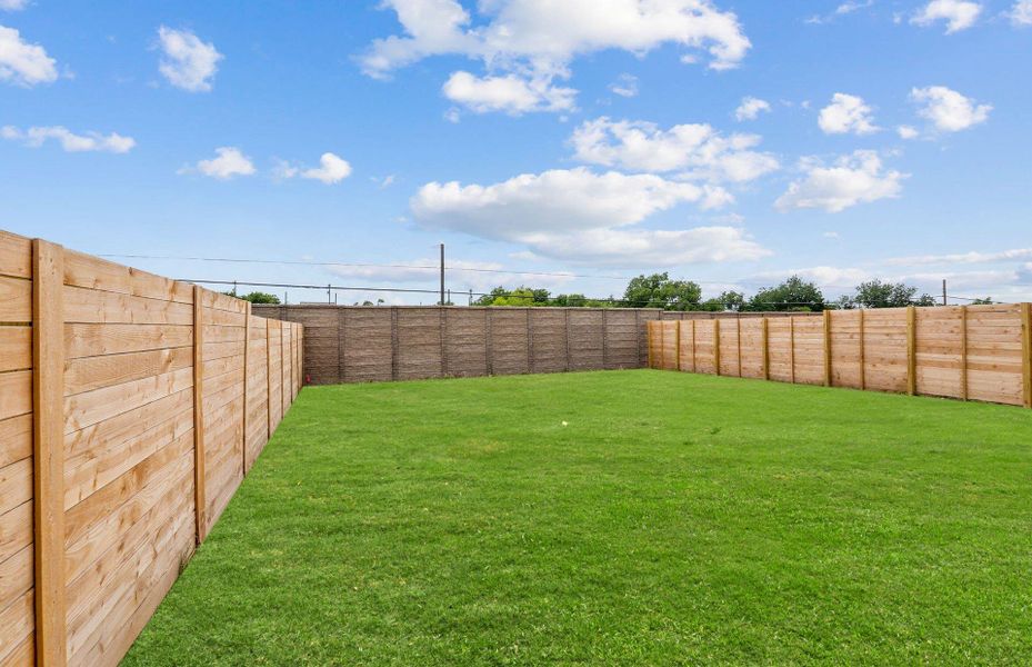 Exterior details and patio area of a home in Horizon Lake, Leander (Image 2). Exterior details and patio area of a home in Horizon Lake, Leander (Image 2).