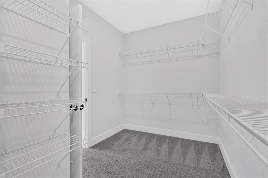 Spacious, unfurnished interior of a new home in , Rome (Image 14).