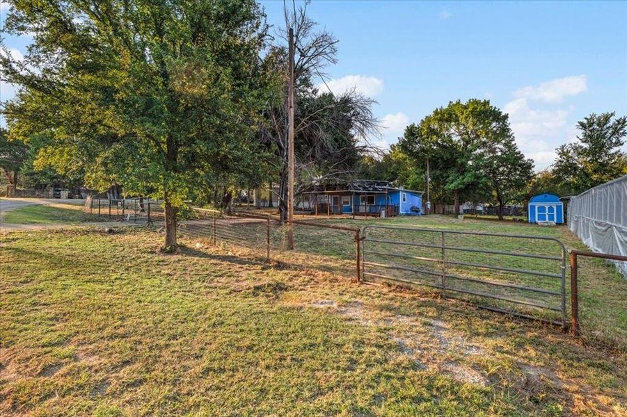 Image 32 of a home in . Image 32 of a home in .