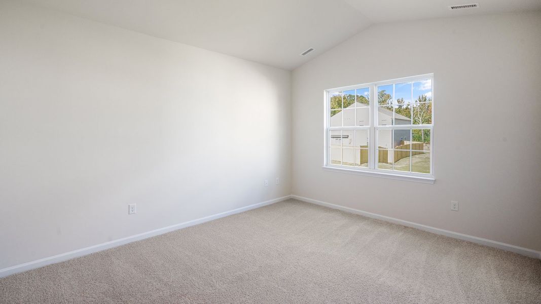 Spacious, unfurnished interior of a new home in Forest Creek, Winston-Salem (Image 15).