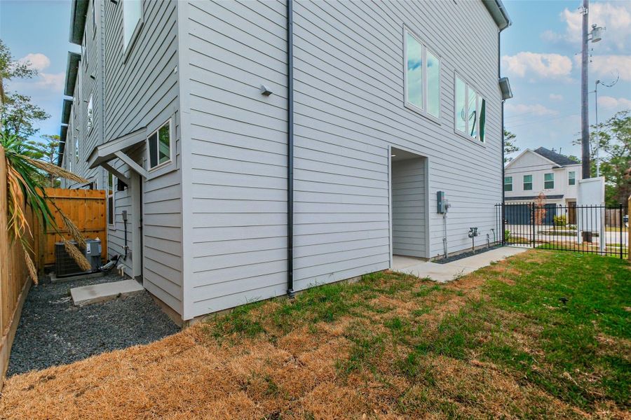 Front exterior of a new home in , Houston, TX, highlighting curb appeal (Image 2).