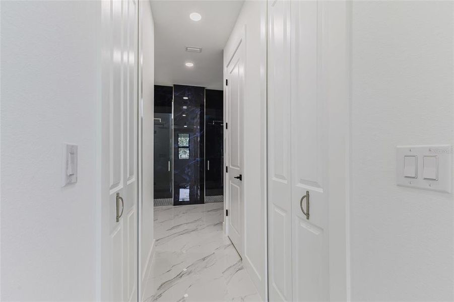 Spacious, unfurnished interior of a new home in , Cape Coral (Image 27). Spacious, unfurnished interior of a new home in , Cape Coral (Image 27).