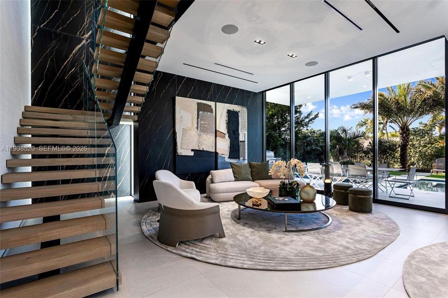 Community amenities in , North Miami (Image 42).