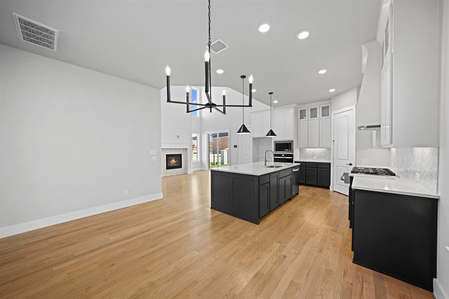 Furnished interior view inside a new home in Fields - 40' Lots, Frisco (Image 16). Furnished interior view inside a new home in Fields - 40' Lots, Frisco (Image 16).