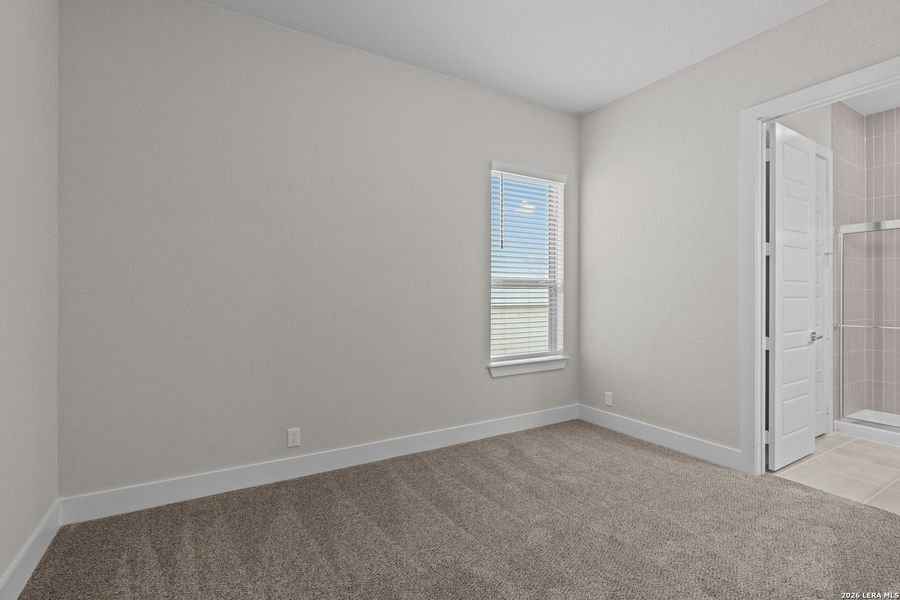 Spacious, unfurnished interior of a new home in , Boerne (Image 33).