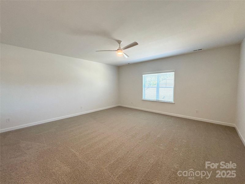 Spacious, unfurnished interior of a new home in Brighton Park, Mount Pleasant (Image 26).