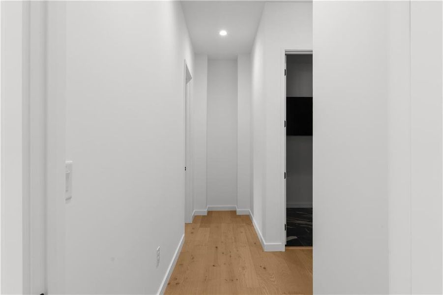 Spacious, unfurnished interior of a new home in , Atlanta (Image 98). Spacious, unfurnished interior of a new home in , Atlanta (Image 98).