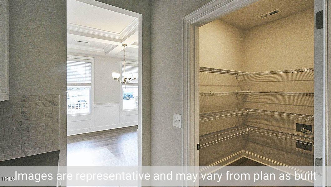 Hampshire_white_cabinets 4