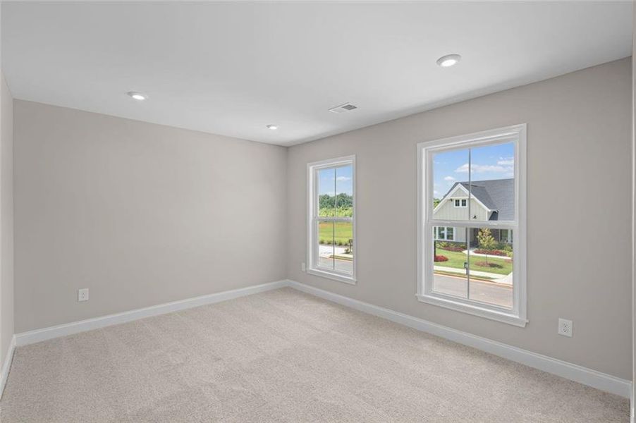 Spacious, unfurnished interior of a new home in Hidden Fields, Hoschton (Image 30).