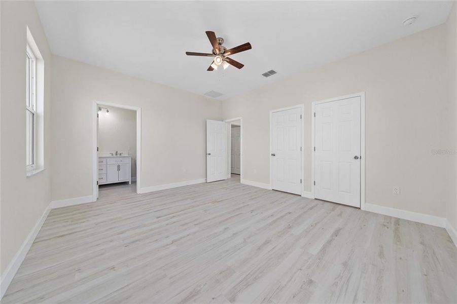 Spacious, unfurnished interior of a new home in , Kissimmee (Image 23).