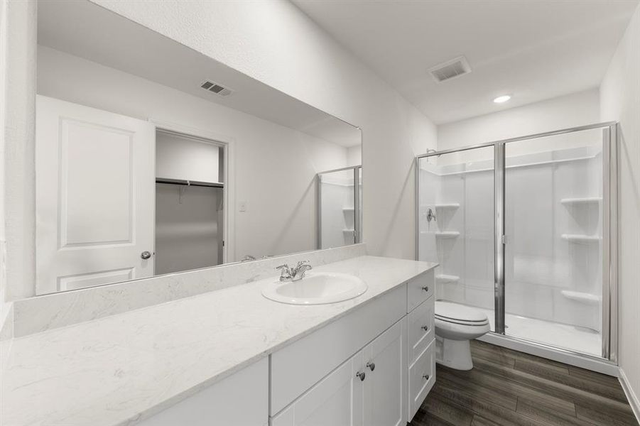 21. 14152 Donahue - Bath (2)