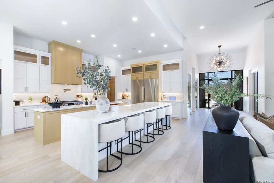 Furnished interior view inside a new home in , Fair Oaks Ranch (Image 15).