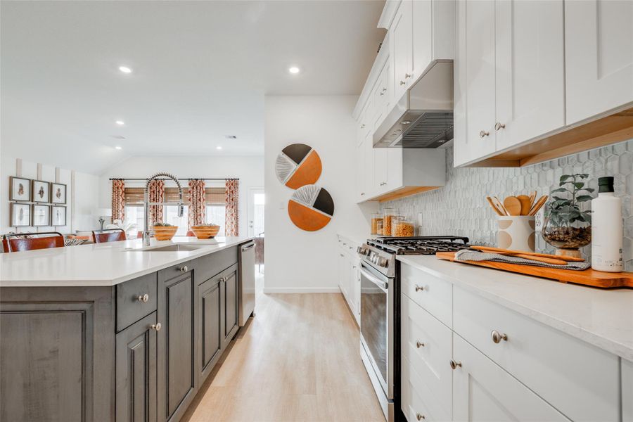 *Not actual home, pictures for representation purposes only* *Not actual home, pictures for representation purposes only*