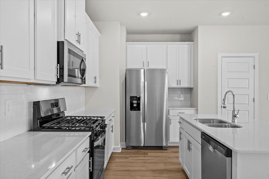 Furnished interior view inside a new home in Cedar Shoals – Heritage Collection, Piedmont (Image 5).