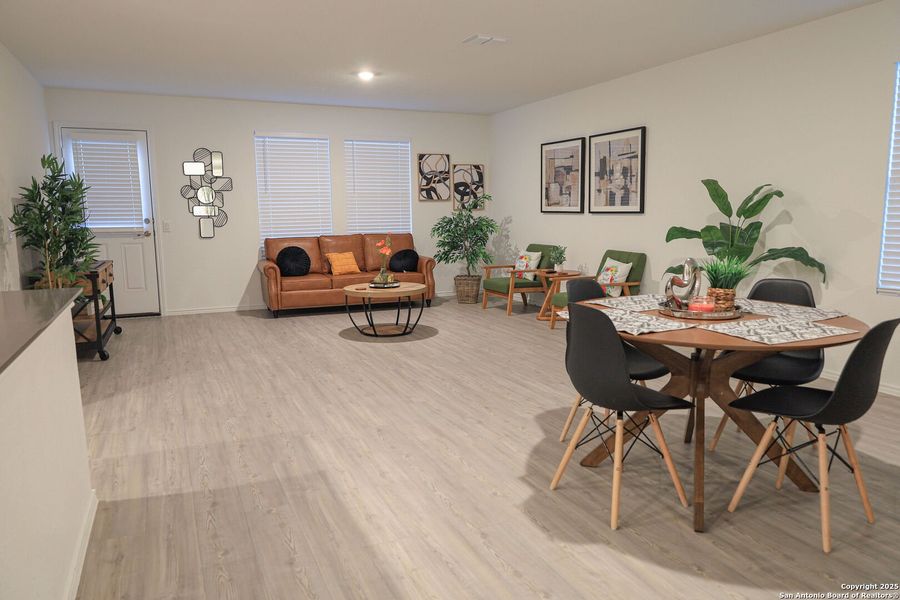 Furnished interior view inside a new home in Mission del Lago, San Antonio (Image 5). Furnished interior view inside a new home in Mission del Lago, San Antonio (Image 5).