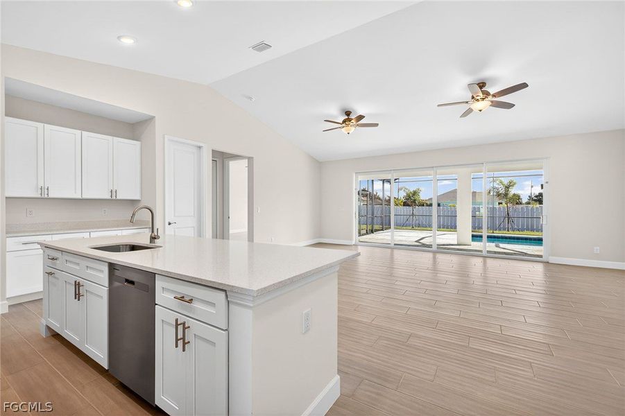 Image 39 of a home in Cape Coral.