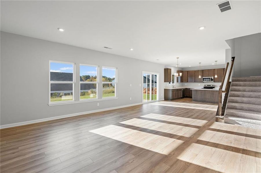 Spacious, unfurnished interior of a new home in Twin Lakes, Hoschton (Image 16). Spacious, unfurnished interior of a new home in Twin Lakes, Hoschton (Image 16).