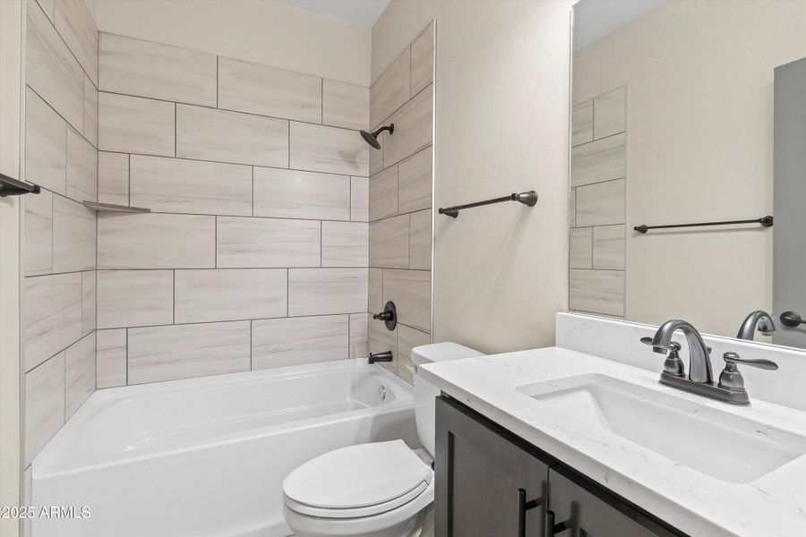 30-Bathroom 30-Bathroom