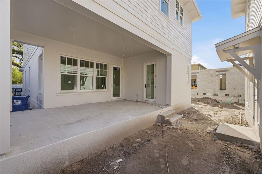 Exterior details and patio area of a home in , St. Petersburg (Image 3).