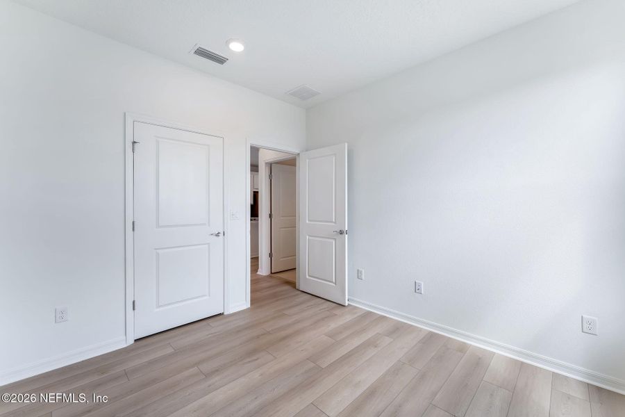 Spacious, unfurnished interior of a new home in Del Webb Wildlight, Wildlight (Image 20).