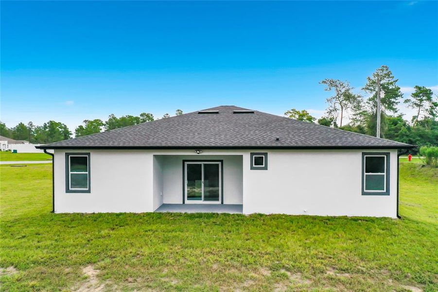Exterior details and patio area of a home in , Ocala (Image 20).