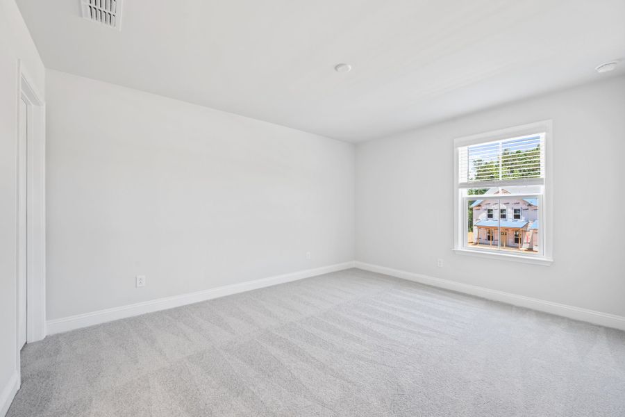 Spacious, unfurnished interior of a new home in Oakleaf Chase, Blythewood (Image 40). Spacious, unfurnished interior of a new home in Oakleaf Chase, Blythewood (Image 40).