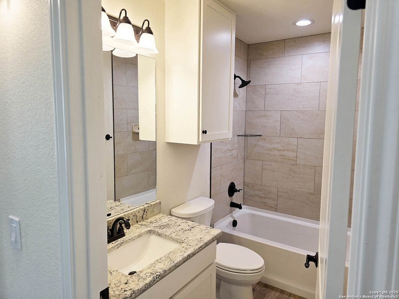 Image 19 of a home in .