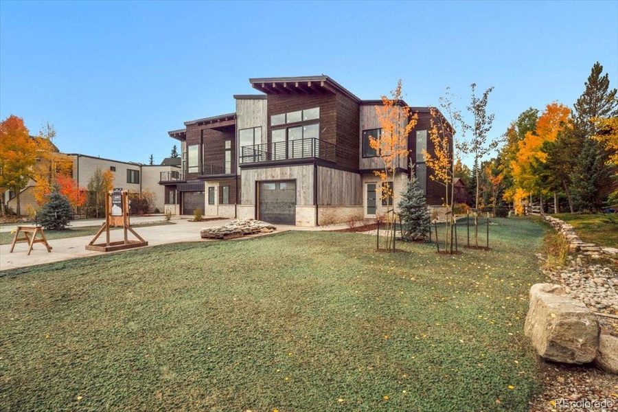 Image 5 of a home in . Image 5 of a home in .