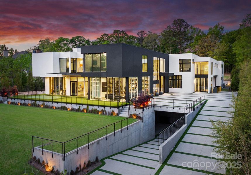 4817 Carmel Park Drive 4817 Carmel Park Drive