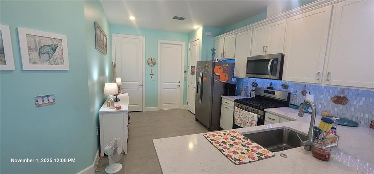 Furnished interior view inside a new home in BeachWalk by Manasota Key, Englewood (Image 18). Furnished interior view inside a new home in BeachWalk by Manasota Key, Englewood (Image 18).